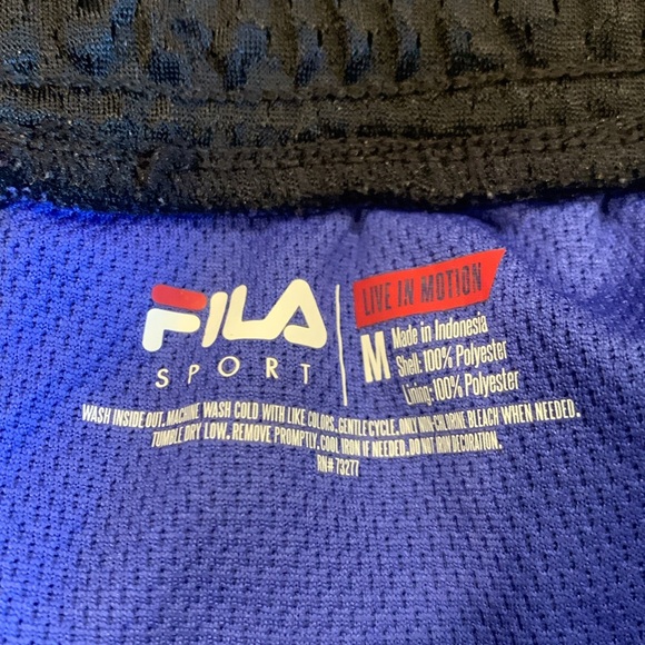 Like new FILA shorts size medium - Picture 4 of 4